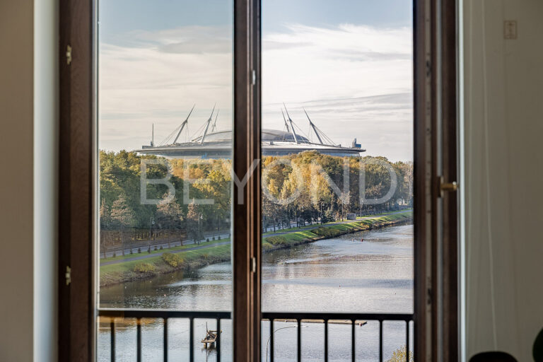 «дом у моря» - резиденция с террасами у воды фото 1