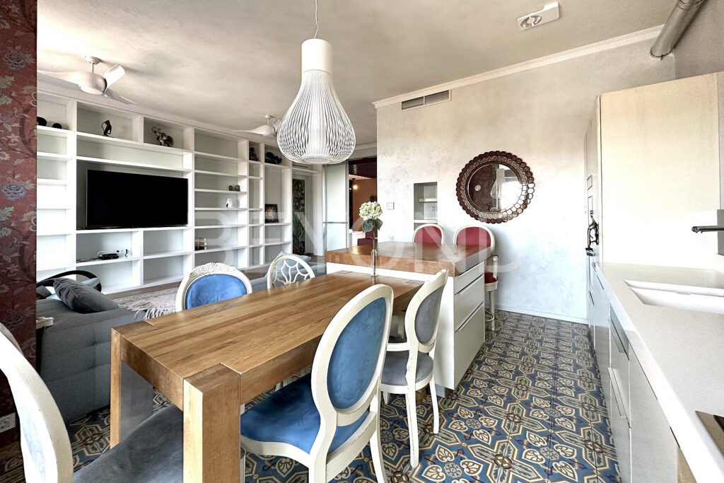 Акцентные предметы мебели и декора