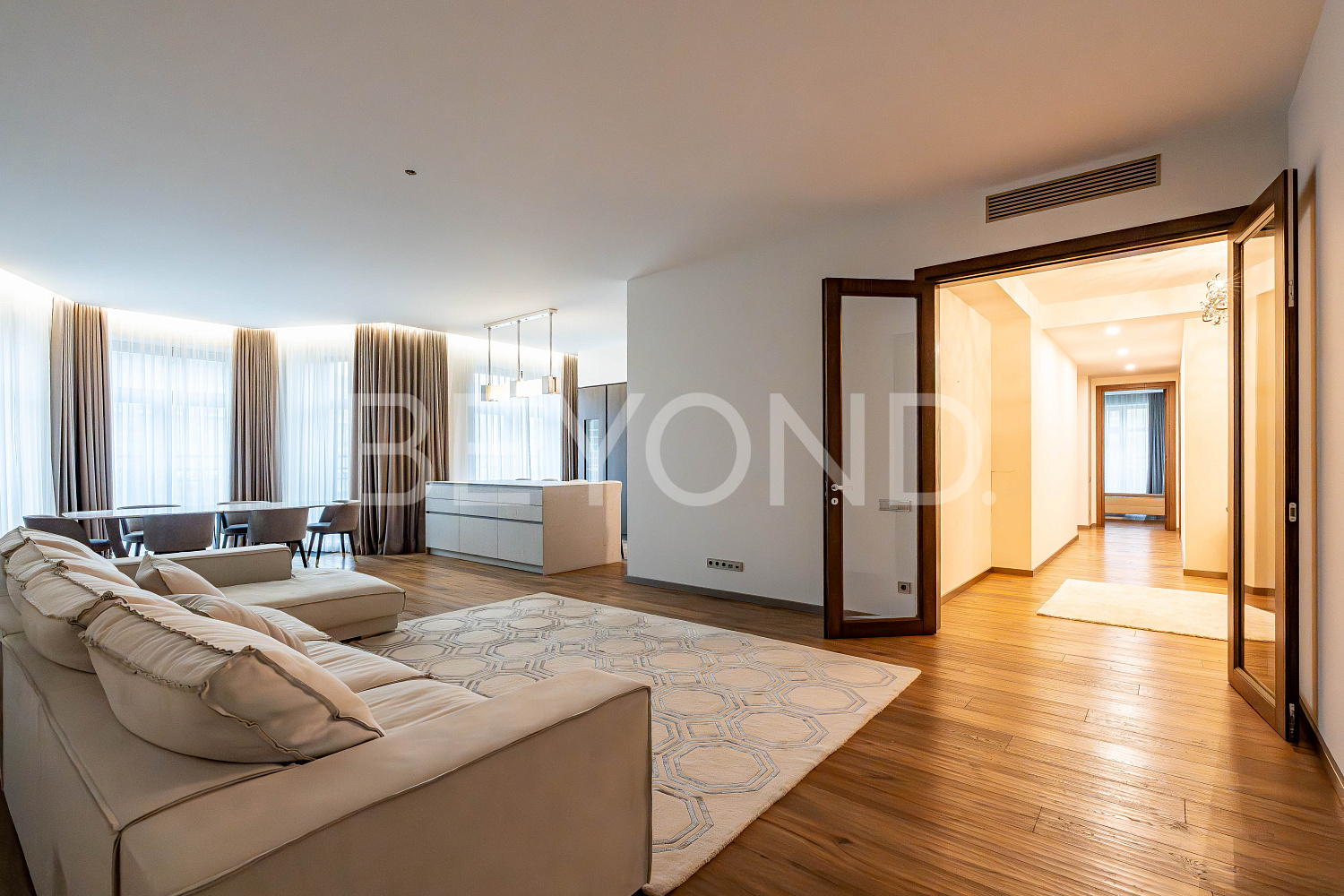 «фонтанка, 76» - просторная семейная квартира в клубном доме с бассейном фото 3