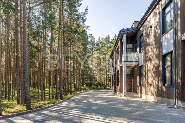 г. сестрорецк - резиденция в окружении 3 гектаров соснового леса фото 4