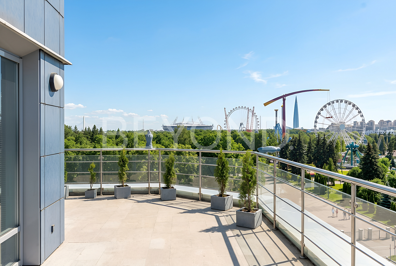 рюхина, 10 - дизайнерская видовая квартира с просторной террасой фото 1