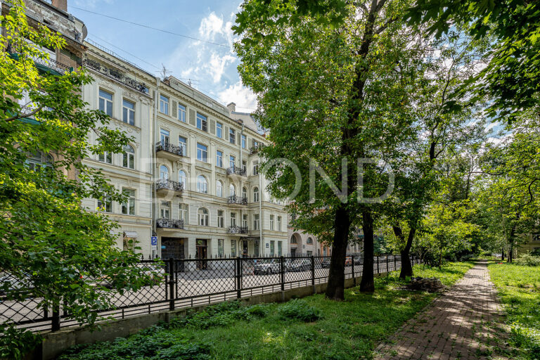 таврическая, 1 - уют классического петербурга возле таврического сада фото 3