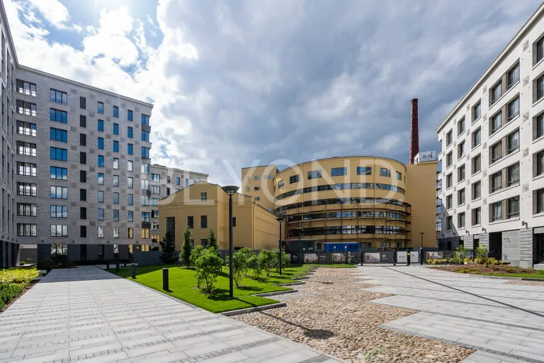 futurist — дизайнерская резиденция с мезонином фото 3